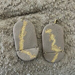 Gold and Brown Textured Earrings